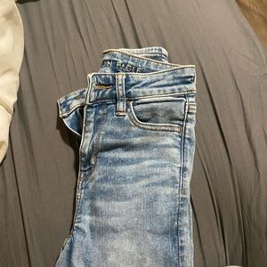 Leggings- $15(arie), skirts-$5 (shein),jeans(American eagle/garage),sweats-$15